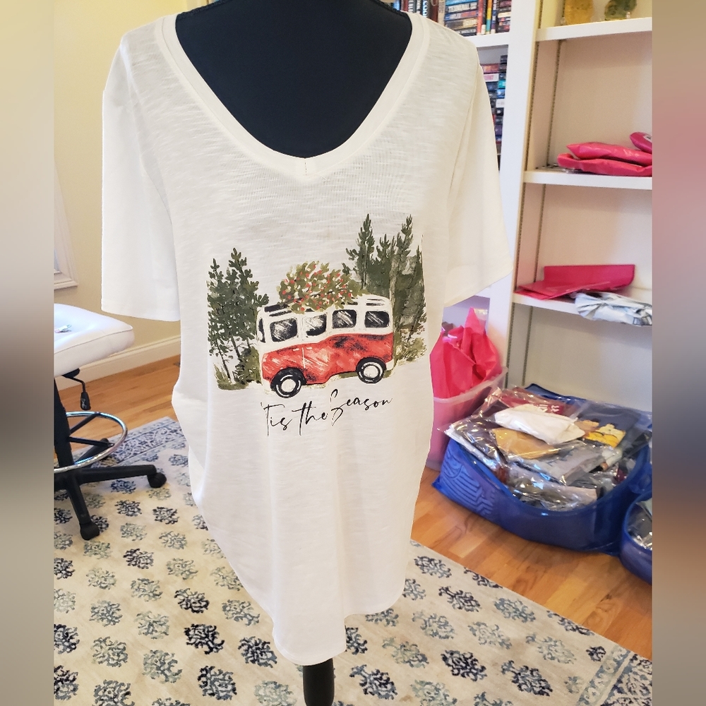 Maurices short sleeve graphic T-shirt, Holiday Season, Size 1x
